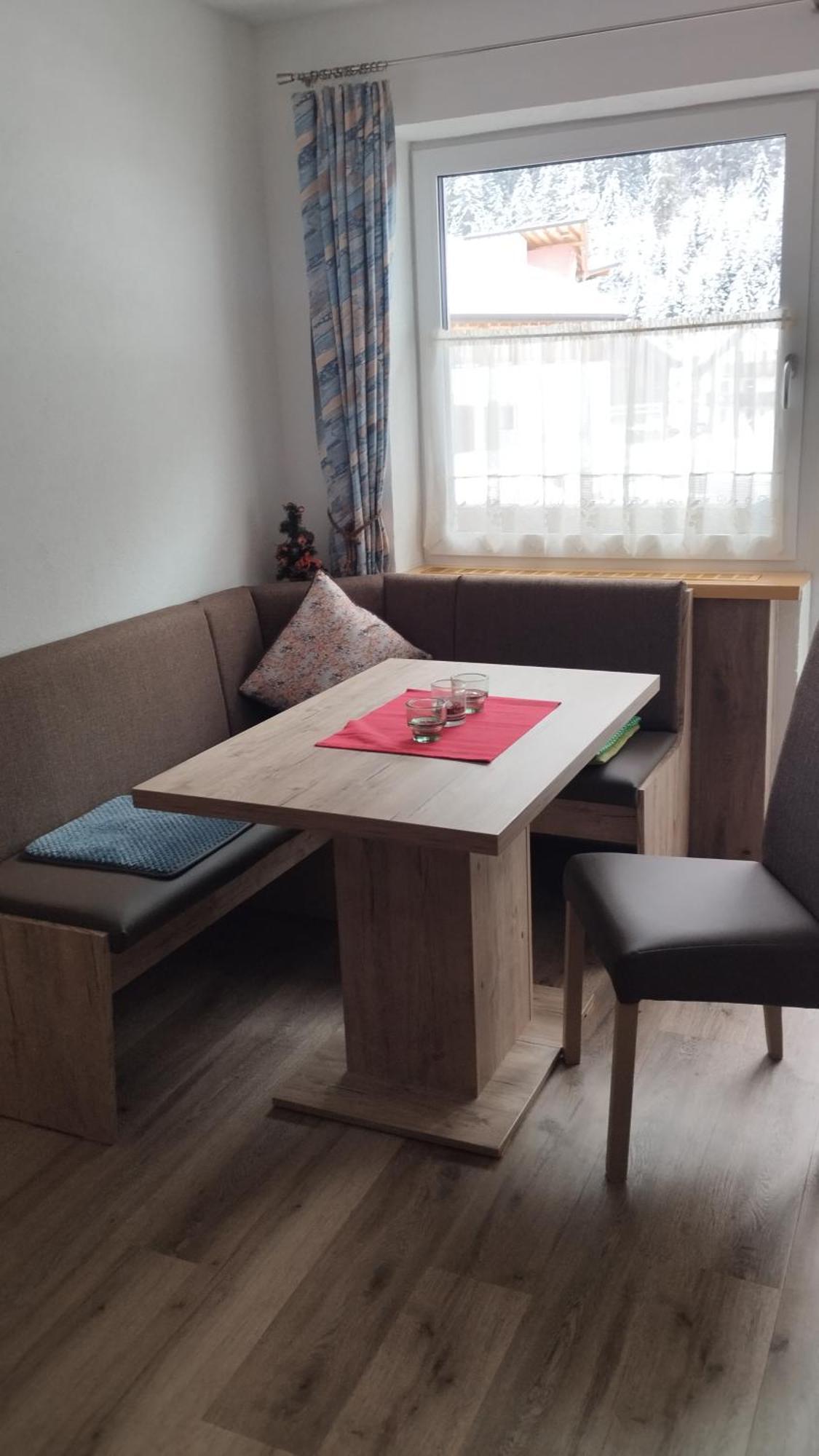 カウナータールHaus Huterアパートメント 部屋 写真